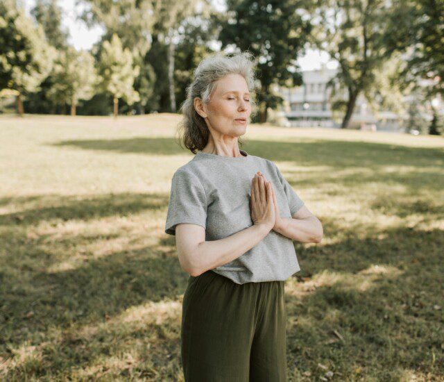5-Ways-Enrich-Your-Retirement-Build-Lasting-Connections-The-Waterford