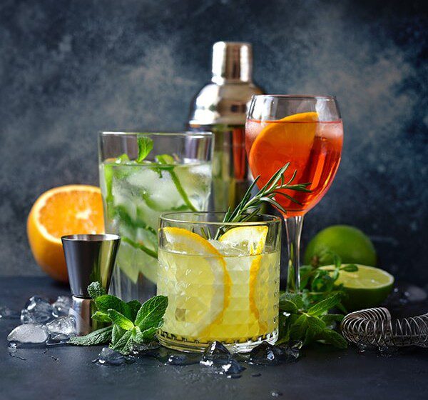 25-WFD-035-01-Happy-Hour-Web-Image-600×600