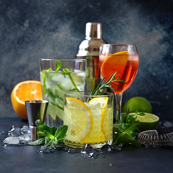 25-WFD-035-01-Happy-Hour-Web-Image-600×600